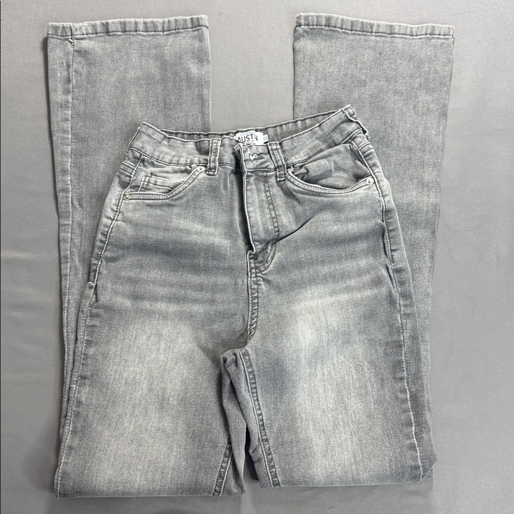 REFUGE DENIM AUSTIN‎ CURVY FLARE JEANS